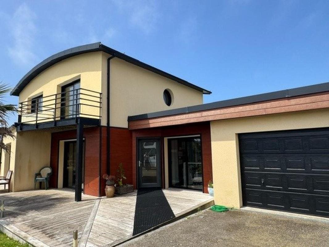 Maison à vendre, 140m², Plougonvelin