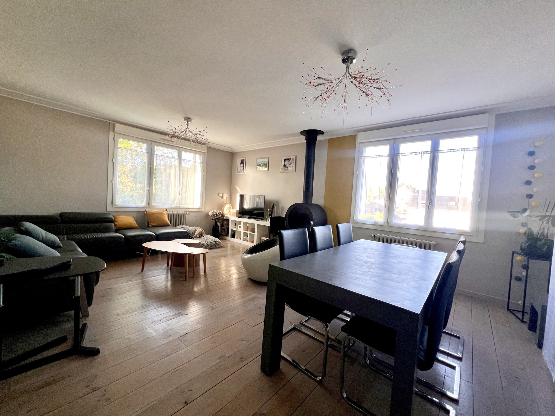 Maison à vendre, 137m², Montfort-sur-Meu