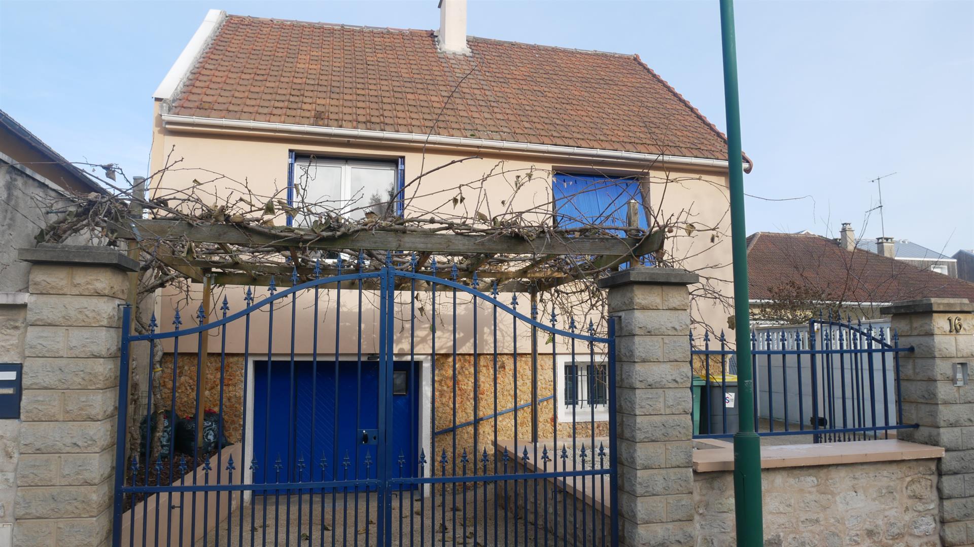 Maison à vendre, 105m², Mantes-la-Ville