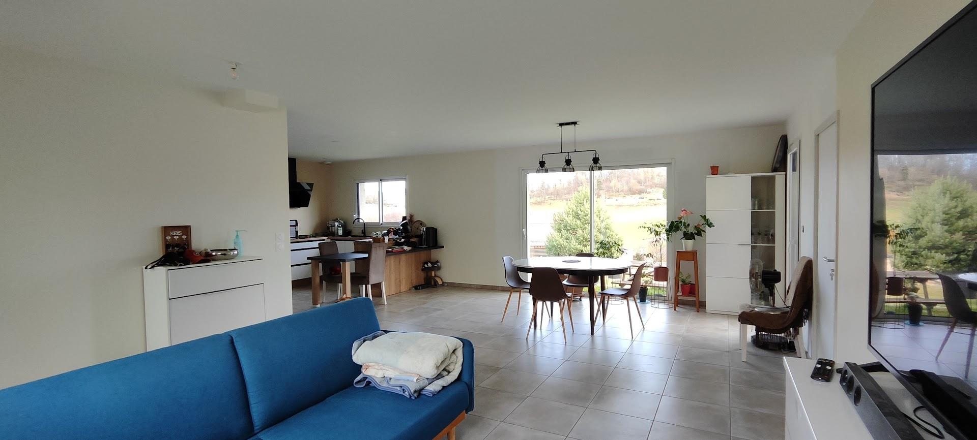 Maison à vendre, 110m², Saint-Laurent-de-Chamousset