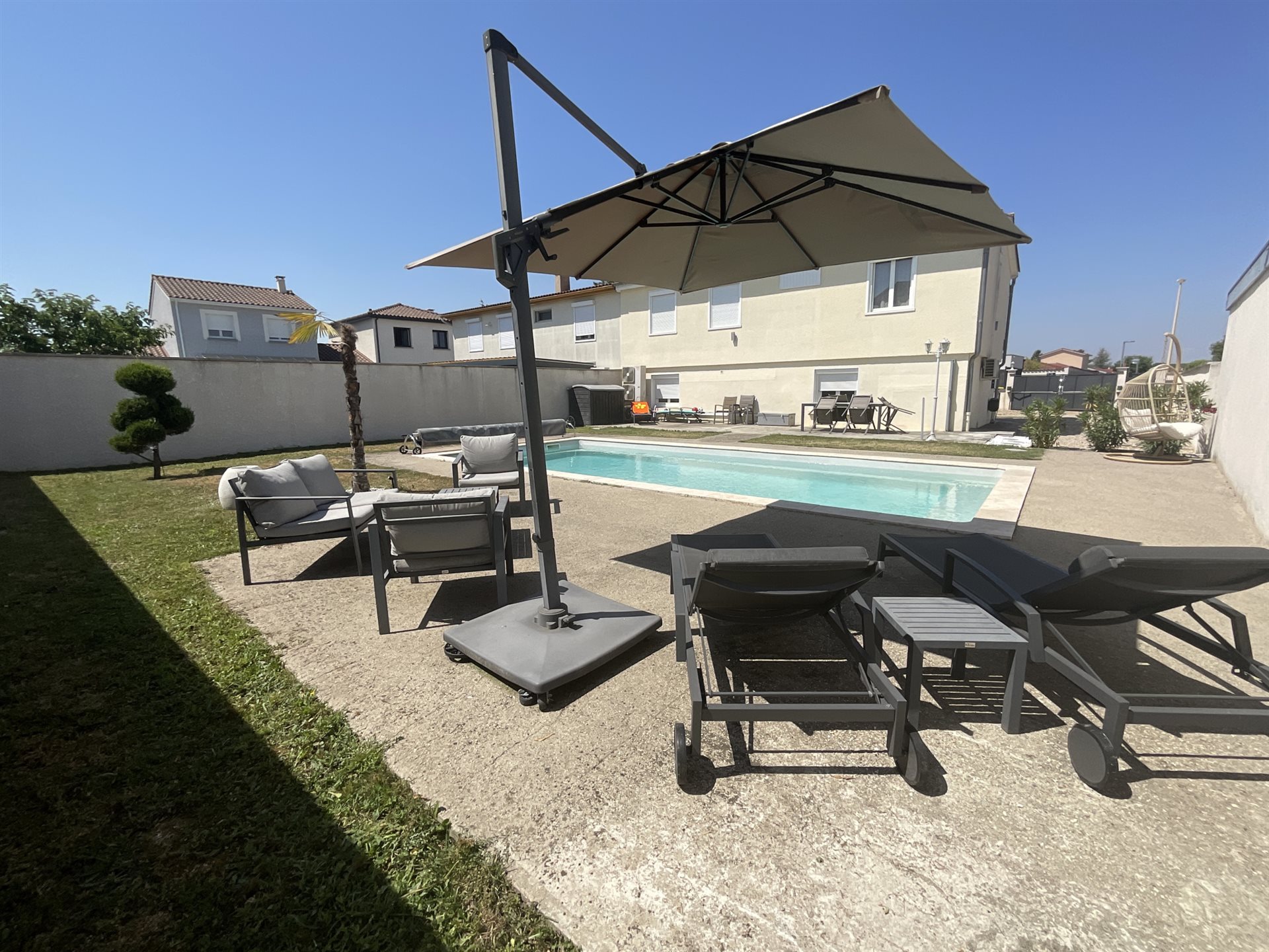Maison à vendre, 104m², Loyettes