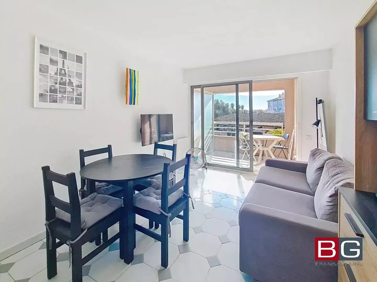 Appartement à louer, 25m², Antibes