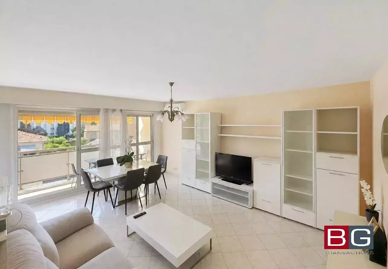 Appartement à vendre, 79m², Antibes