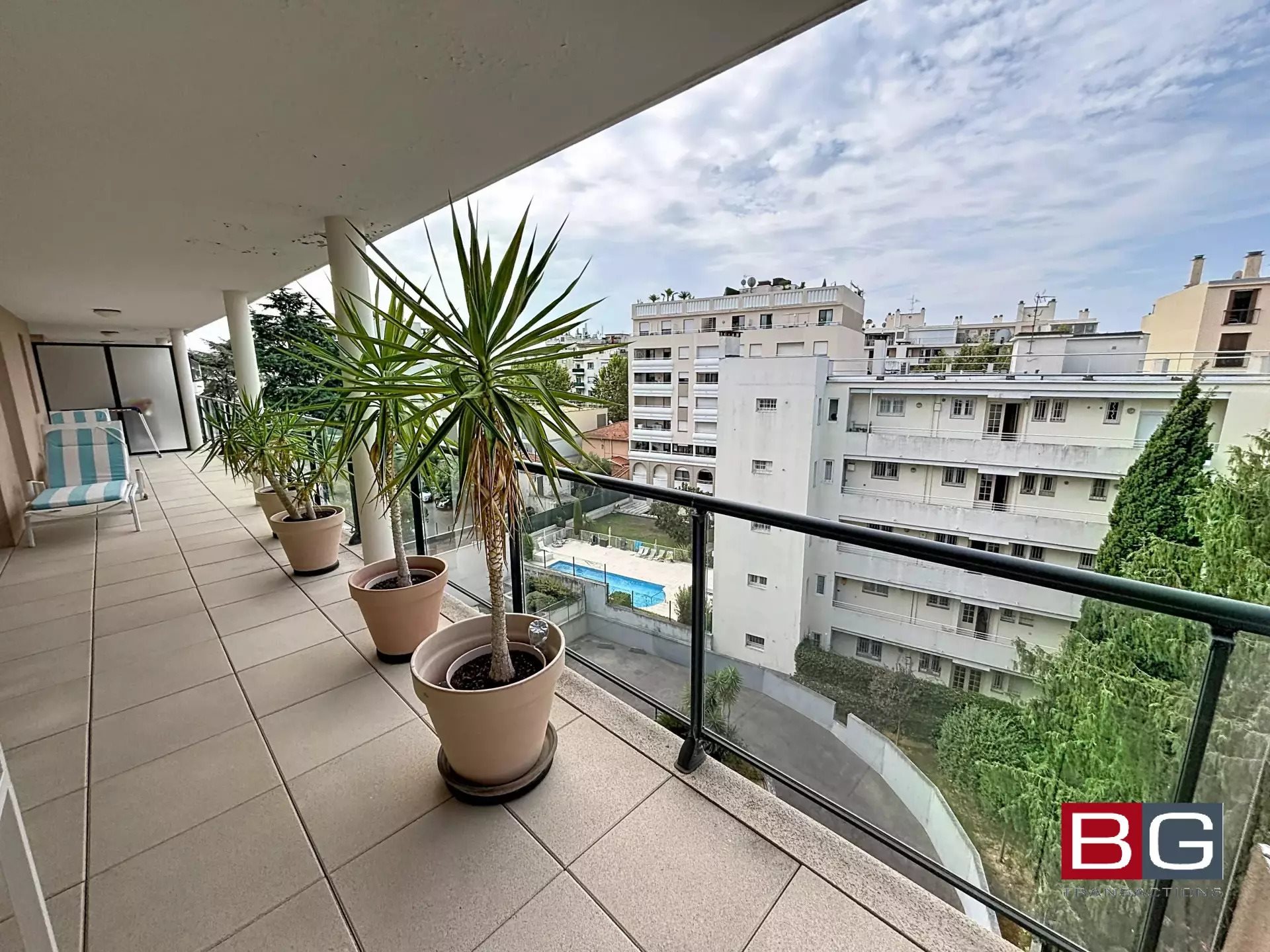 Appartement à vendre, 73m², Antibes