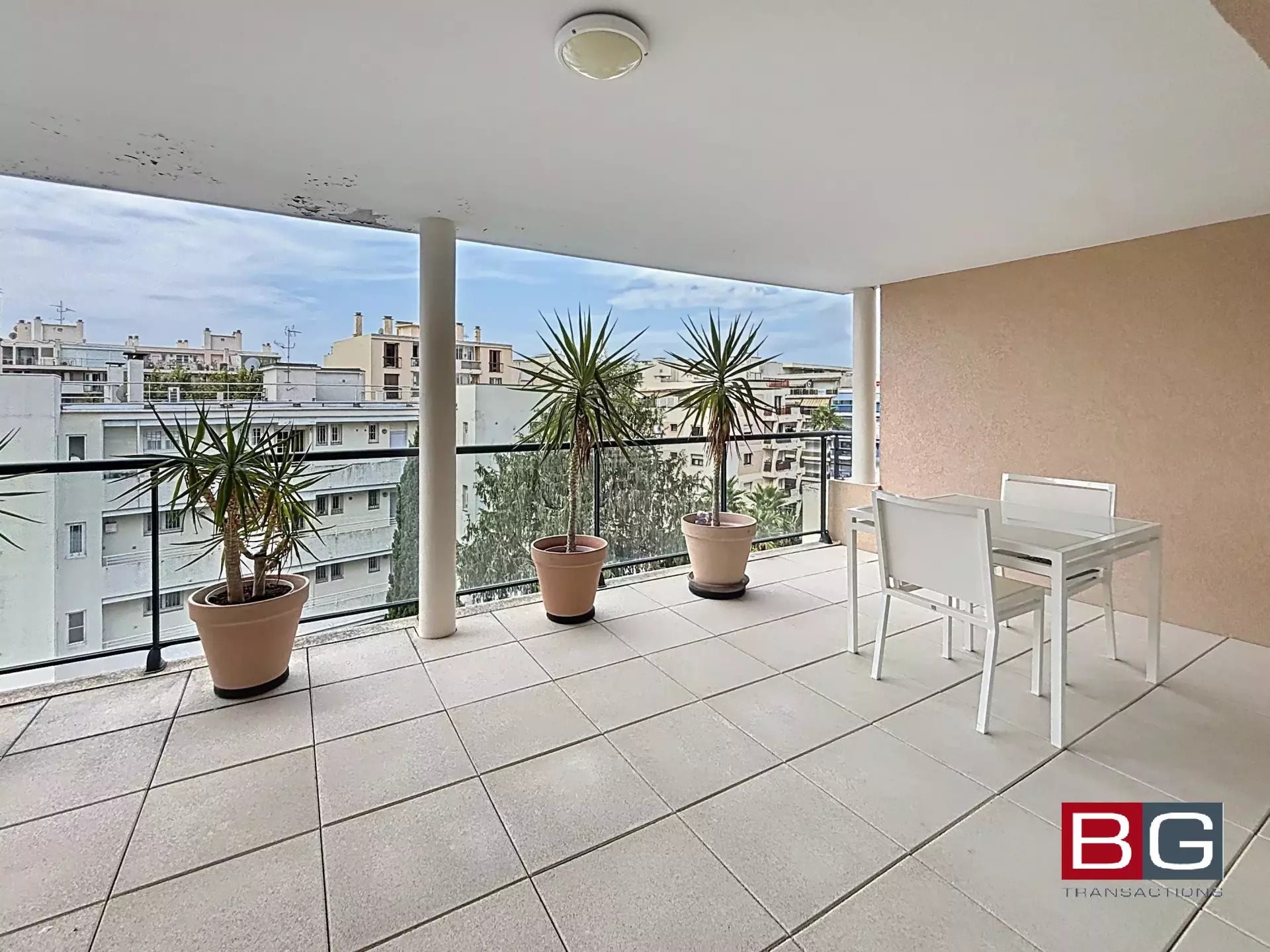 Appartement à vendre, 73m², Antibes