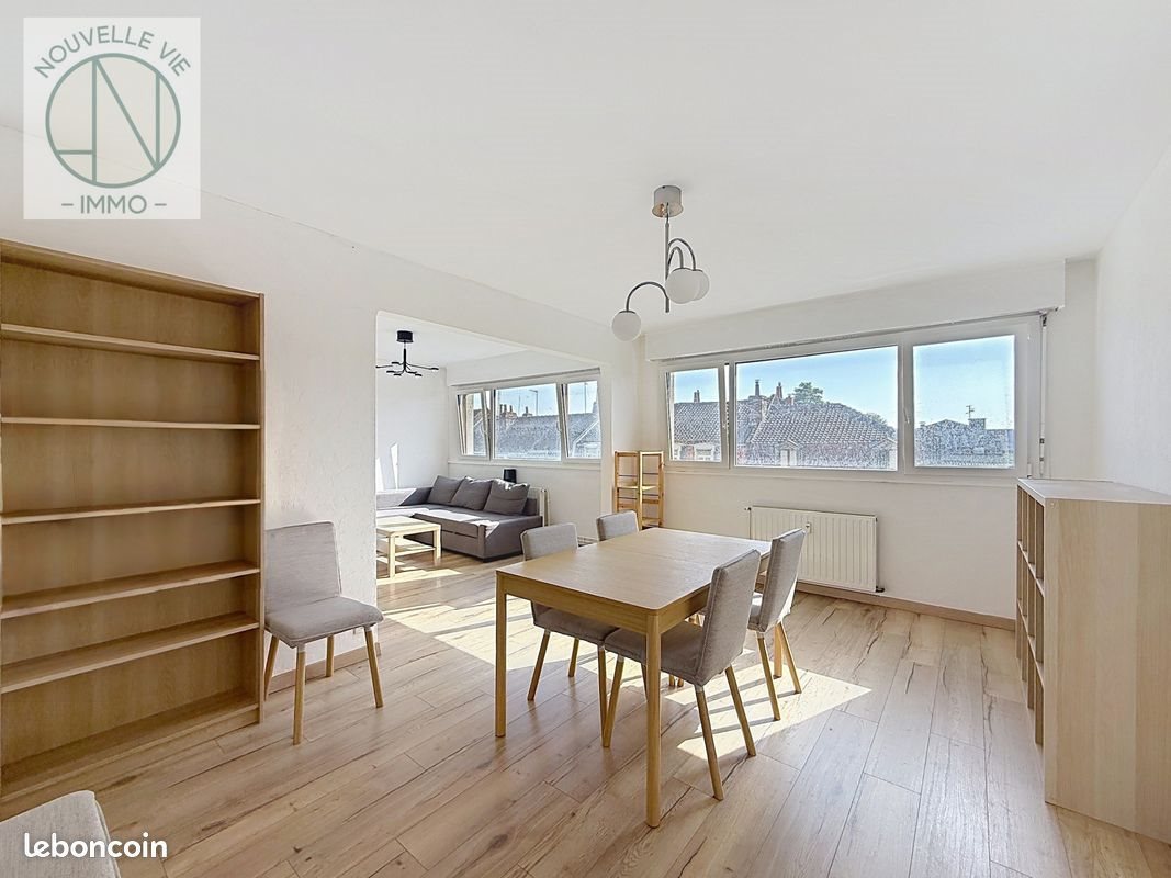Appartement à louer, 83m², Loos