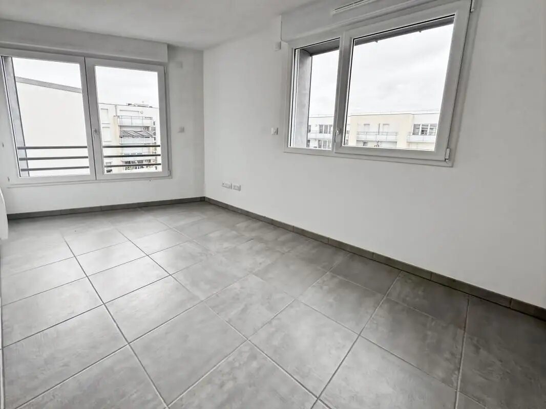 Appartement à louer, 28m², Tinqueux