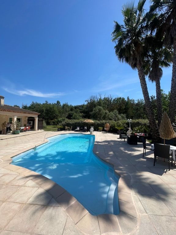 Maison à vendre, 264m², Roquebrune-sur-Argens