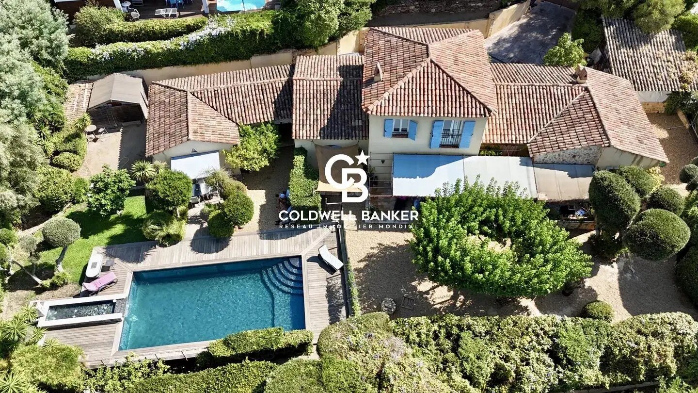 Maison à vendre, 188m², Cavalaire-sur-Mer