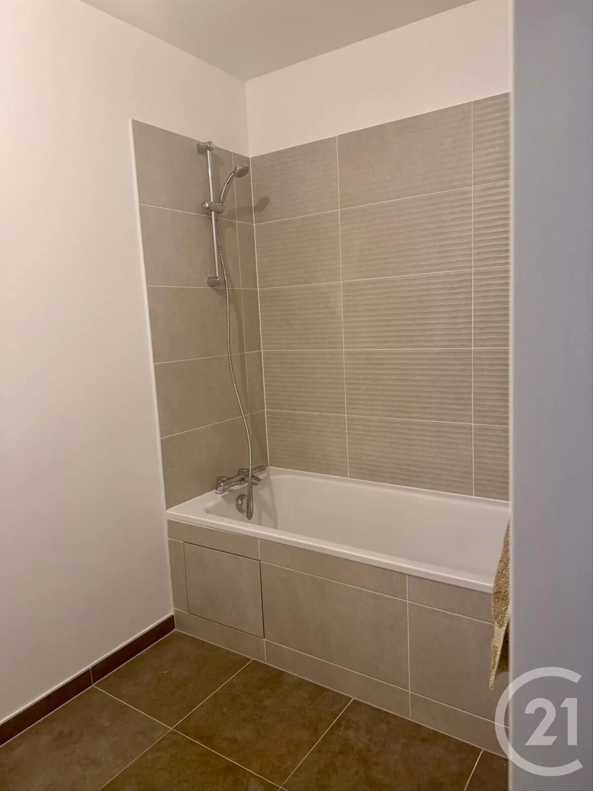 Appartement à louer, 42m², Colombes