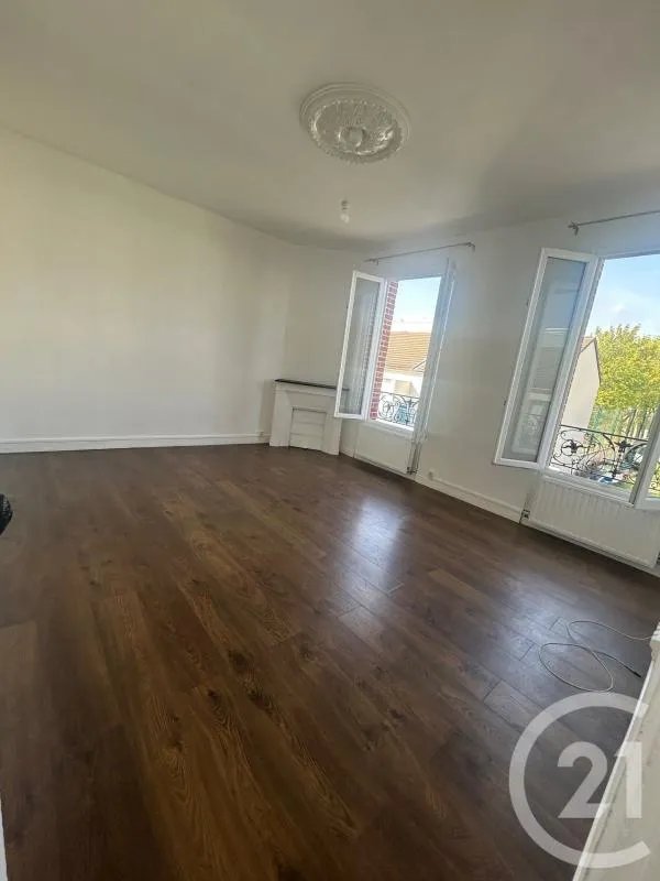 Appartement à louer, 74m², Colombes