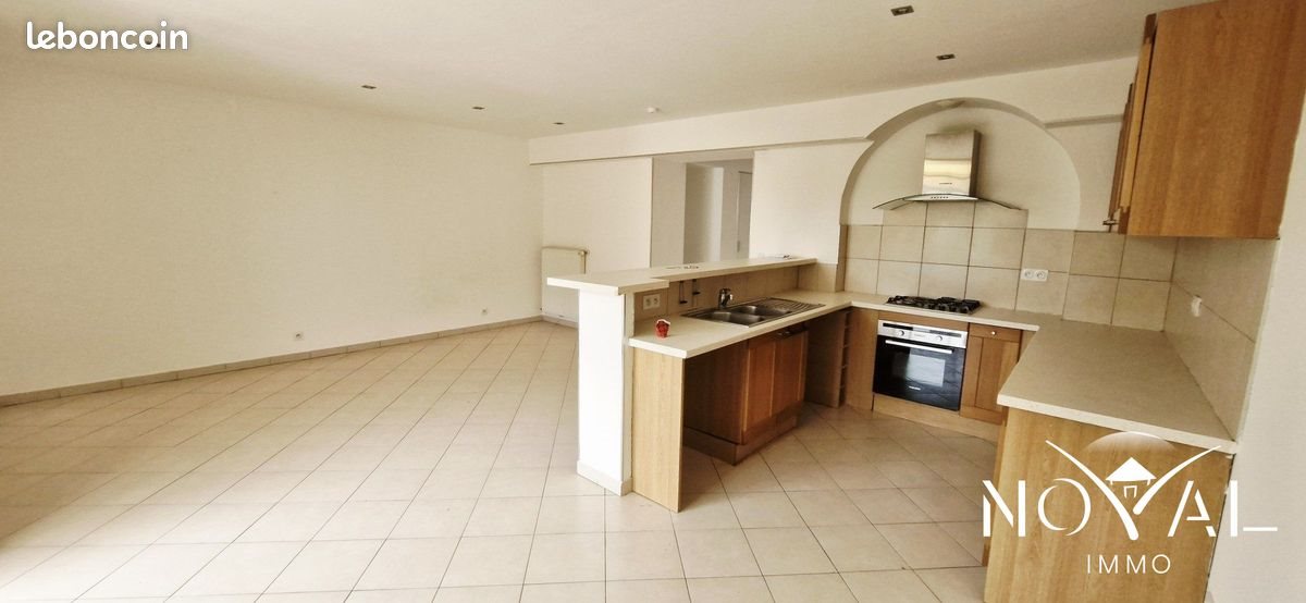 Appartement à louer, 81m², La Roquette-sur-Siagne