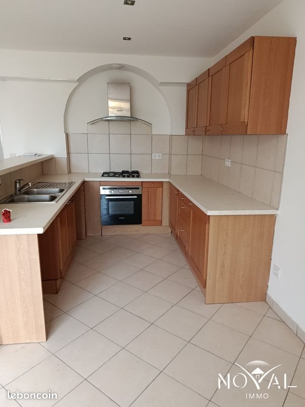 Appartement à louer, 81m², La Roquette-sur-Siagne