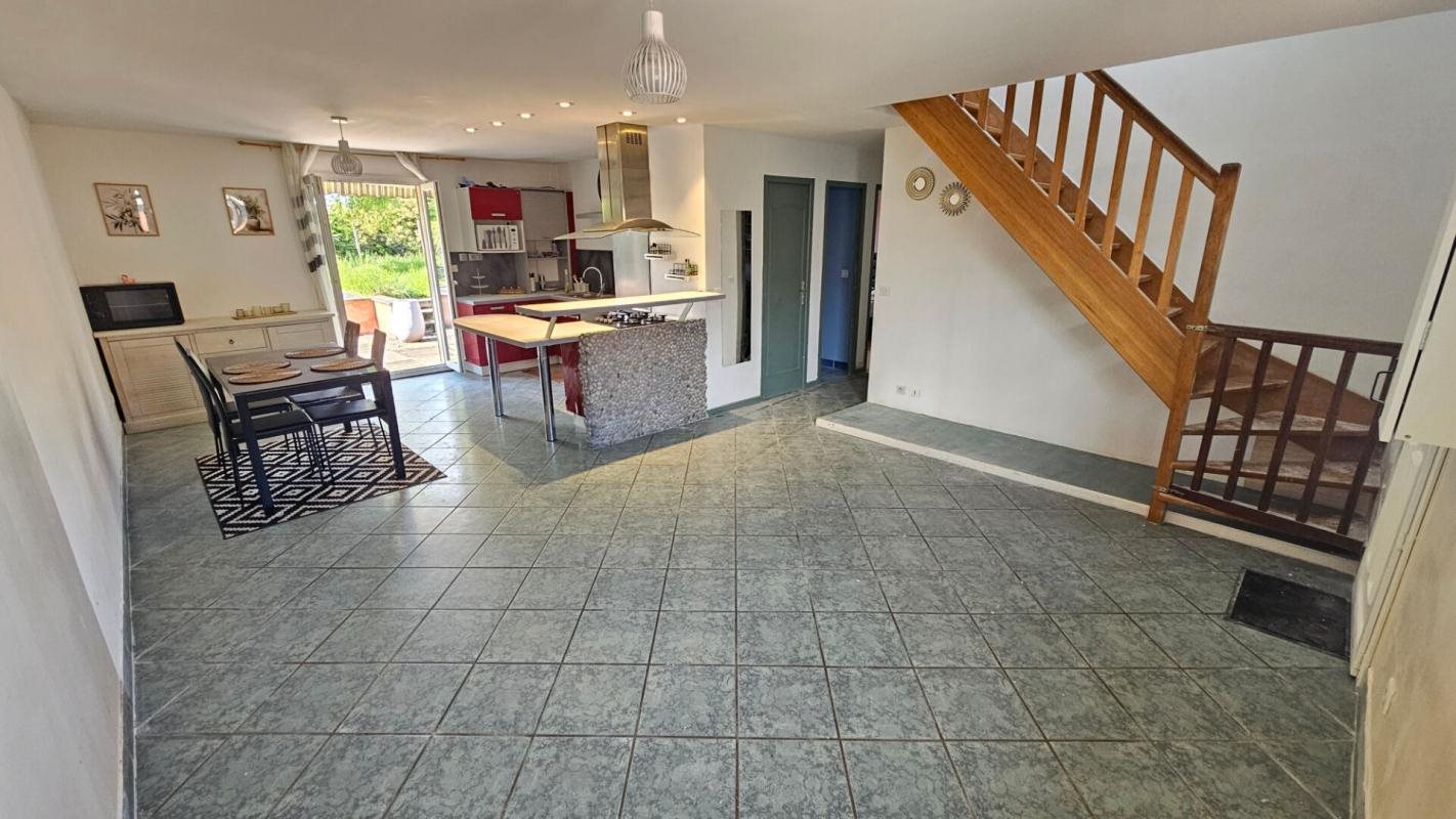 Maison à vendre, 128m², Bû