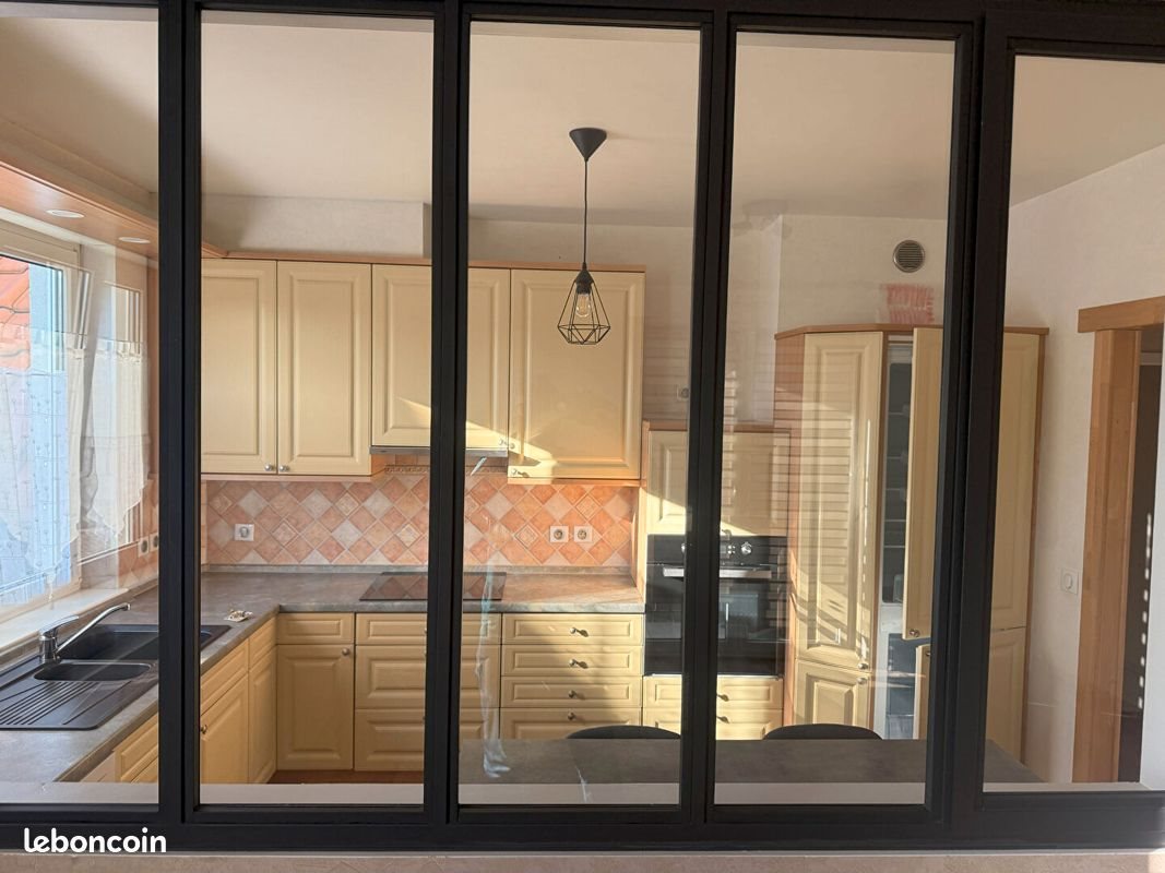 Appartement à louer, 72m², Hatten