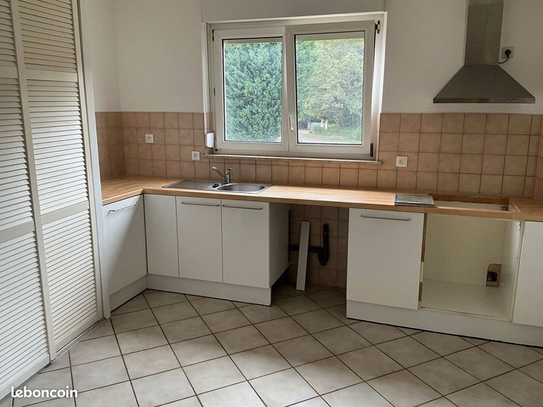 Appartement à louer, 85m², Betschdorf