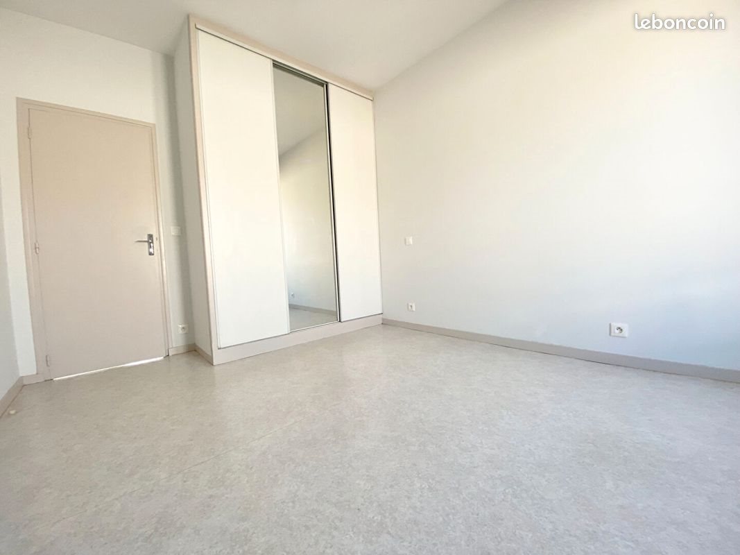 Appartement à louer, 51m², La Réole