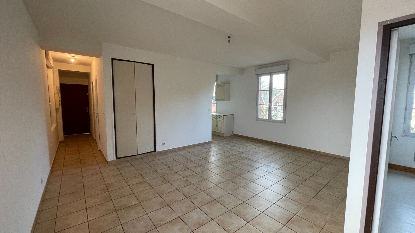Appartement à louer, 76m², Troissereux