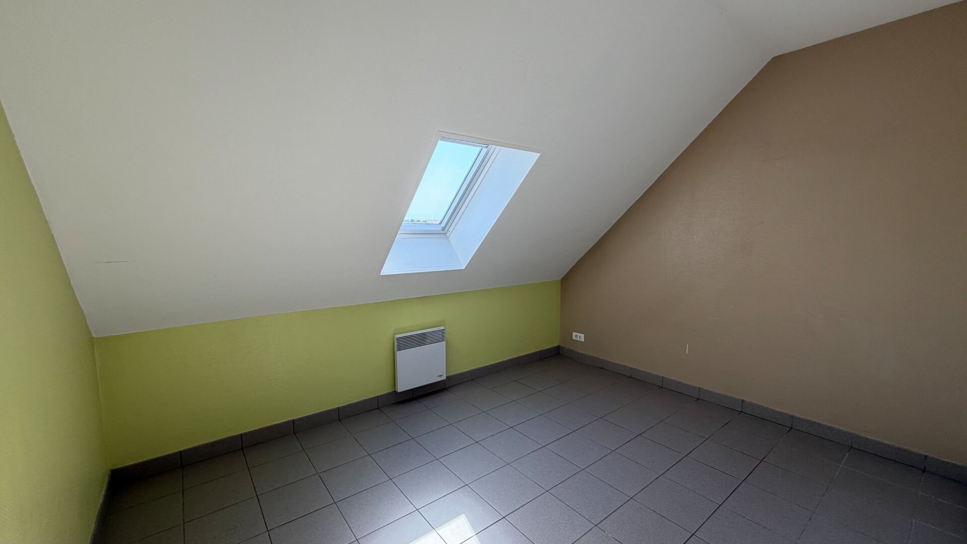 Appartement à louer, 42m², Marseille-en-Beauvaisis