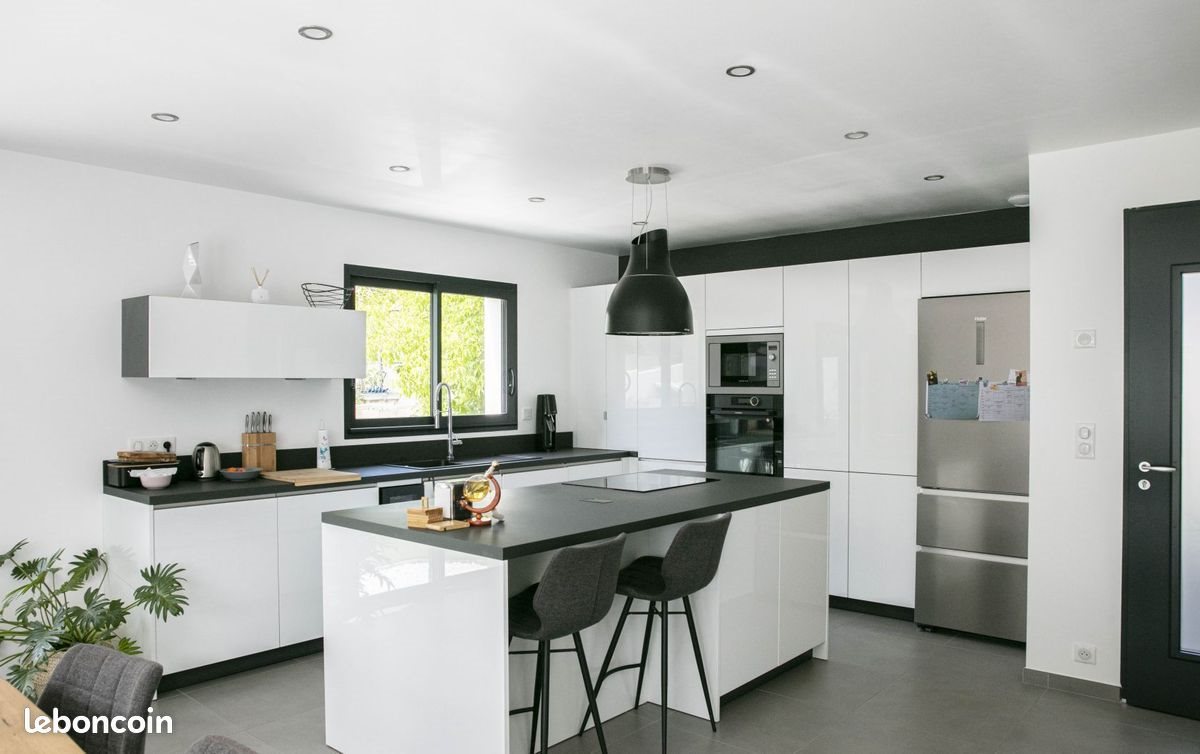 Maison à vendre, 125m², Sainte-Cécile-les-Vignes