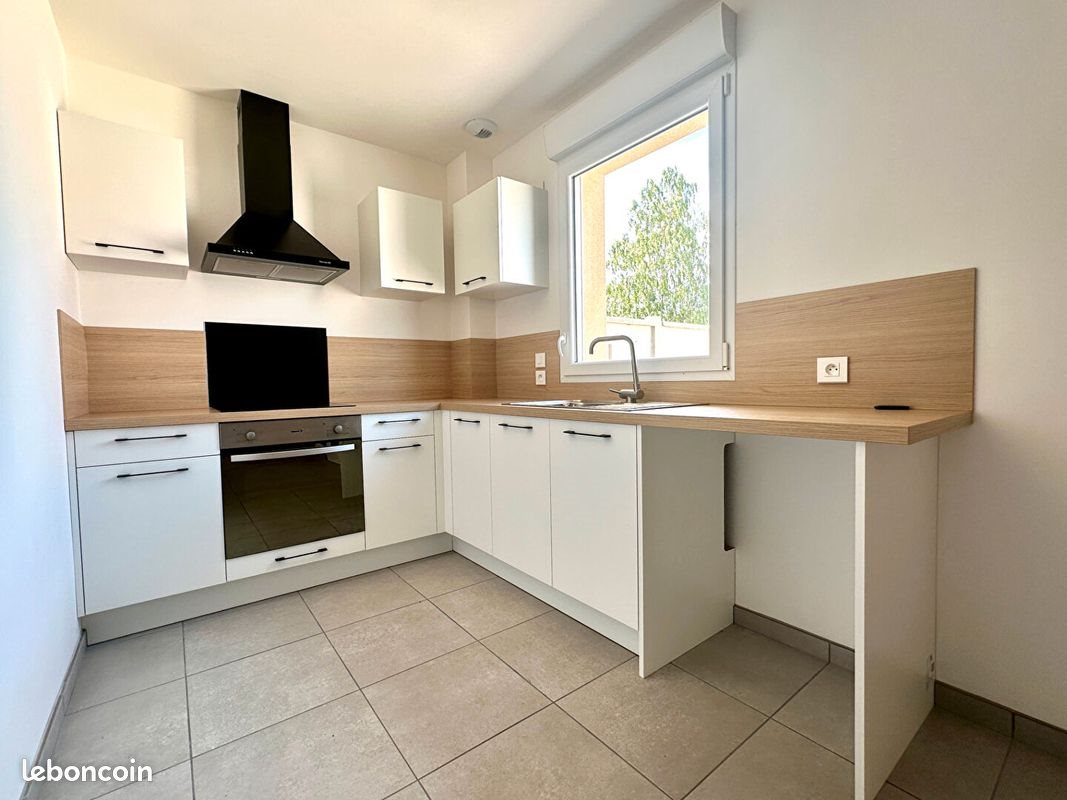 Maison à louer, 80m², Hangest-en-Santerre