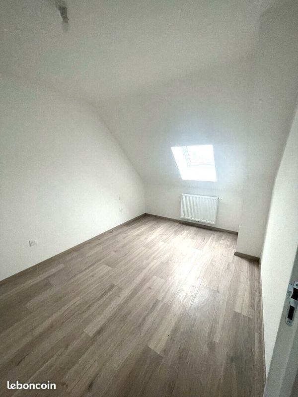 Maison à louer, 80m², Hangest-en-Santerre