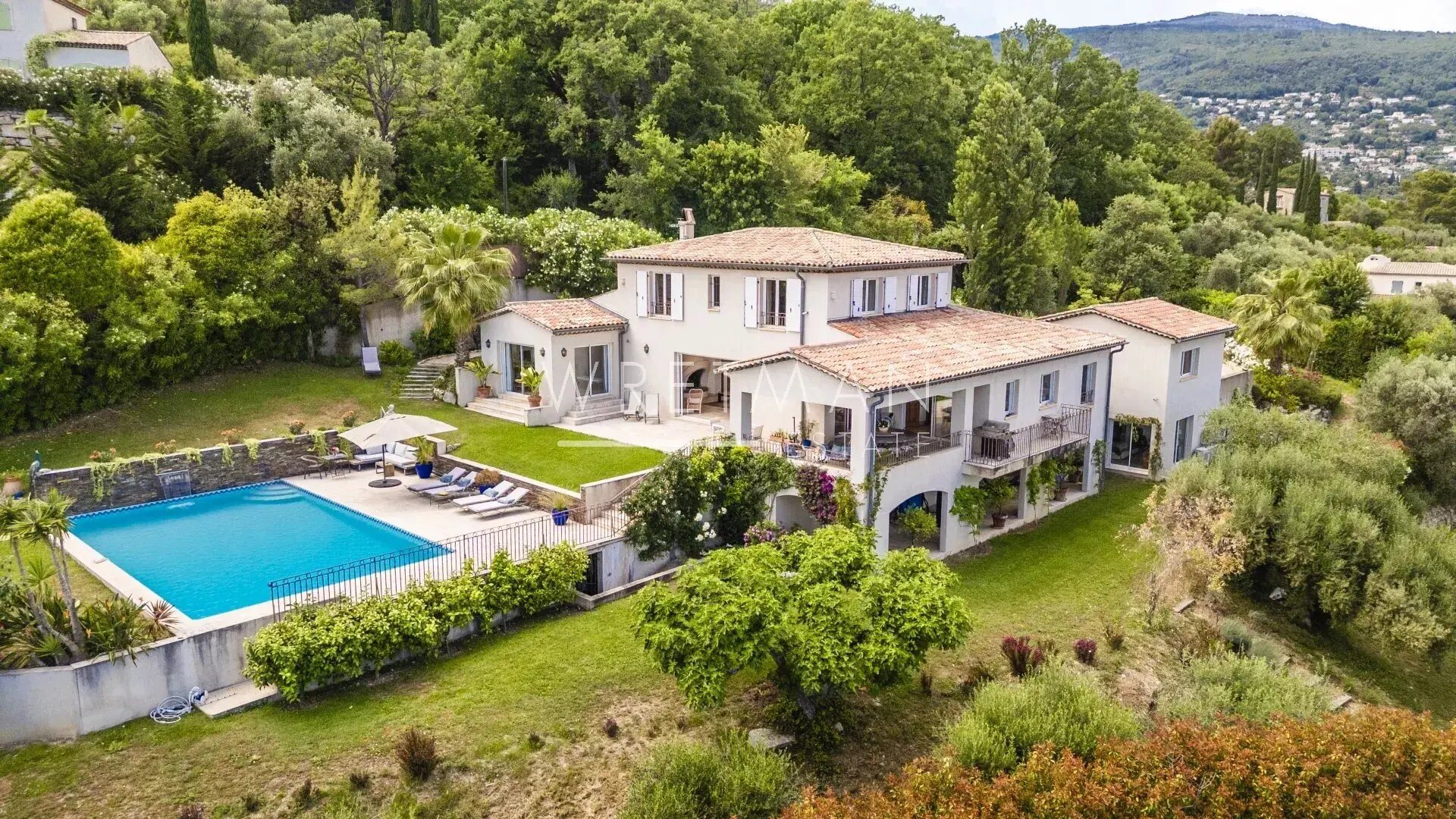 Maison à vendre, 305m², Grasse