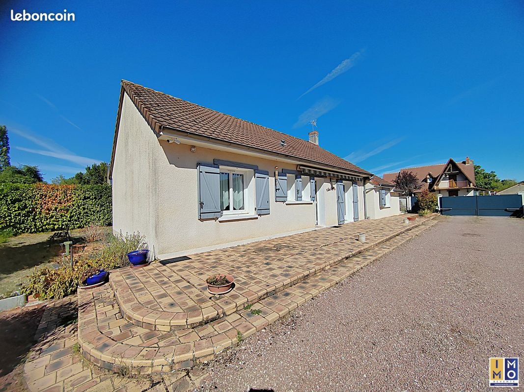 Maison à vendre, 101m², Saint-Eloy-de-Gy