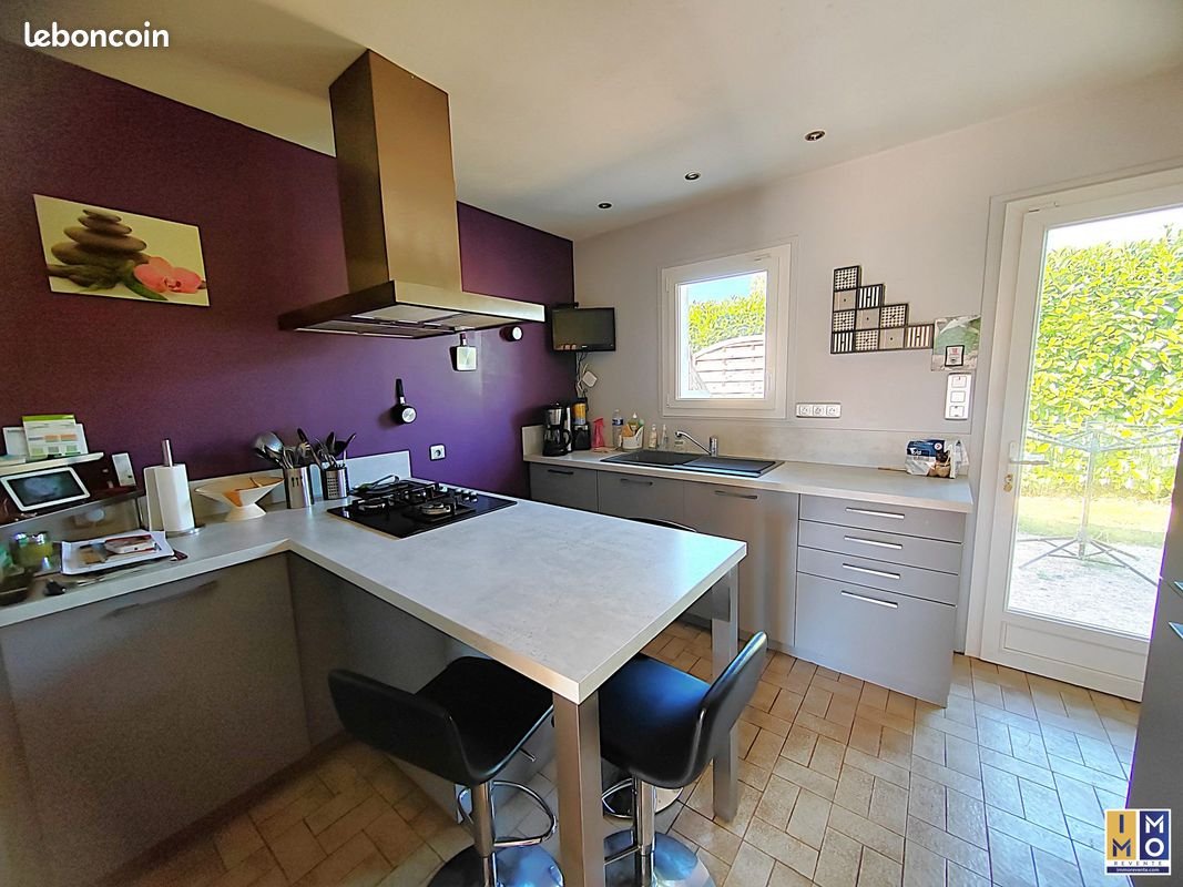 Maison à vendre, 101m², Saint-Eloy-de-Gy