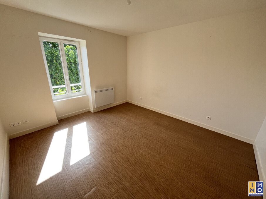 Maison à louer, 71m², Baugy