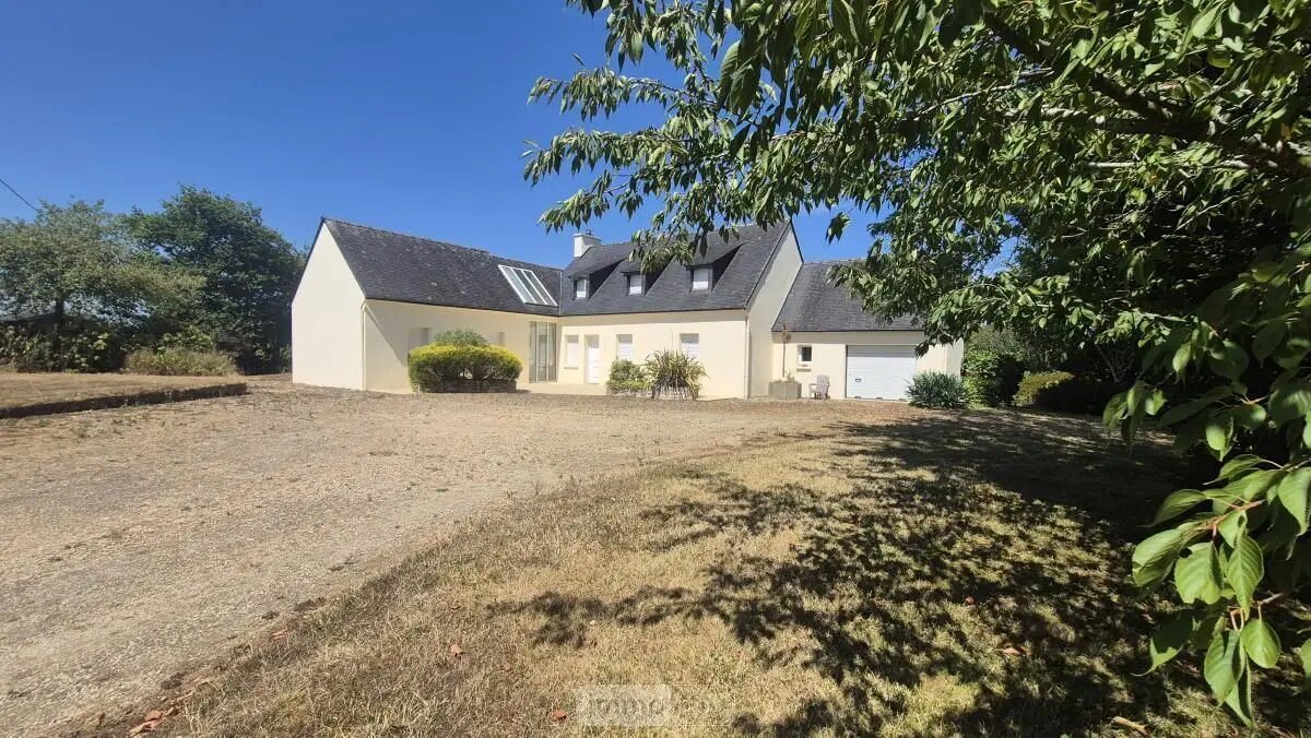 Maison à vendre, 186m², Lampaul-Guimiliau