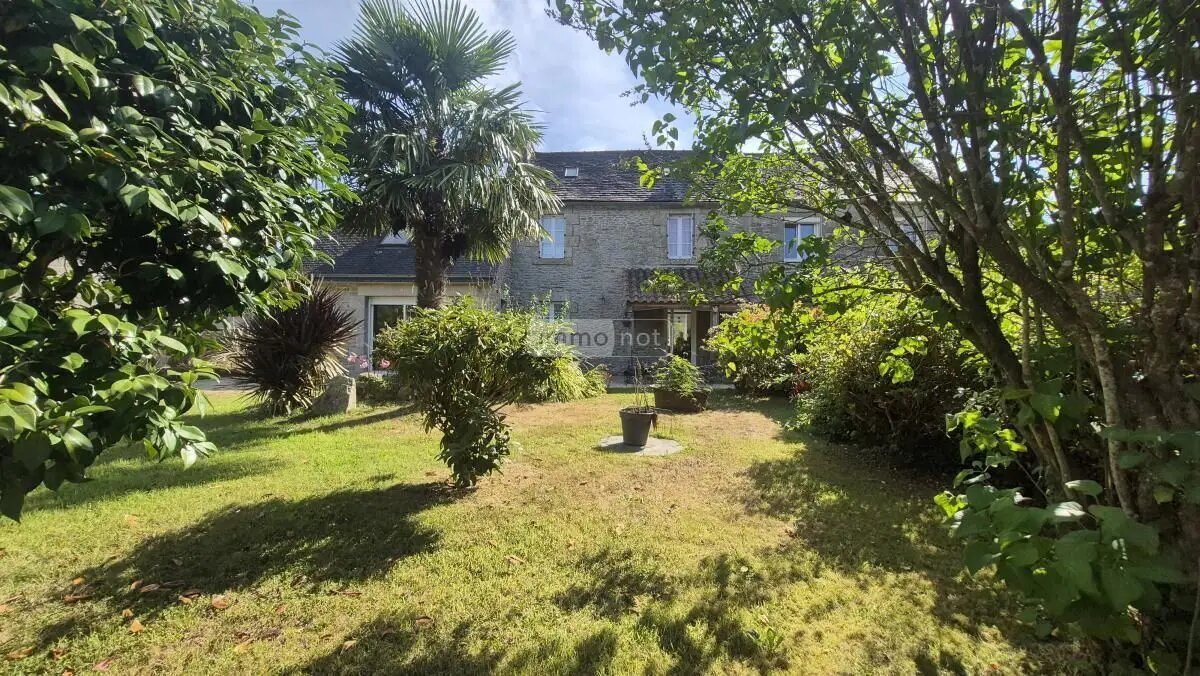 Maison à vendre, 163m², Saint-Thégonnec