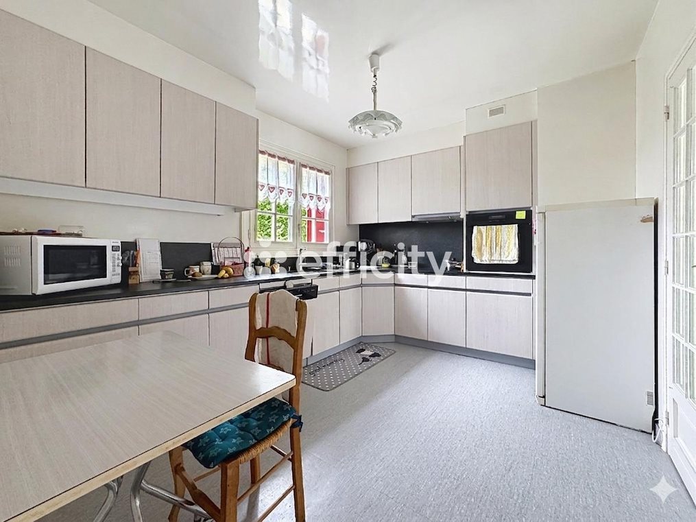 Maison à vendre, 149m², Chevry-Cossigny