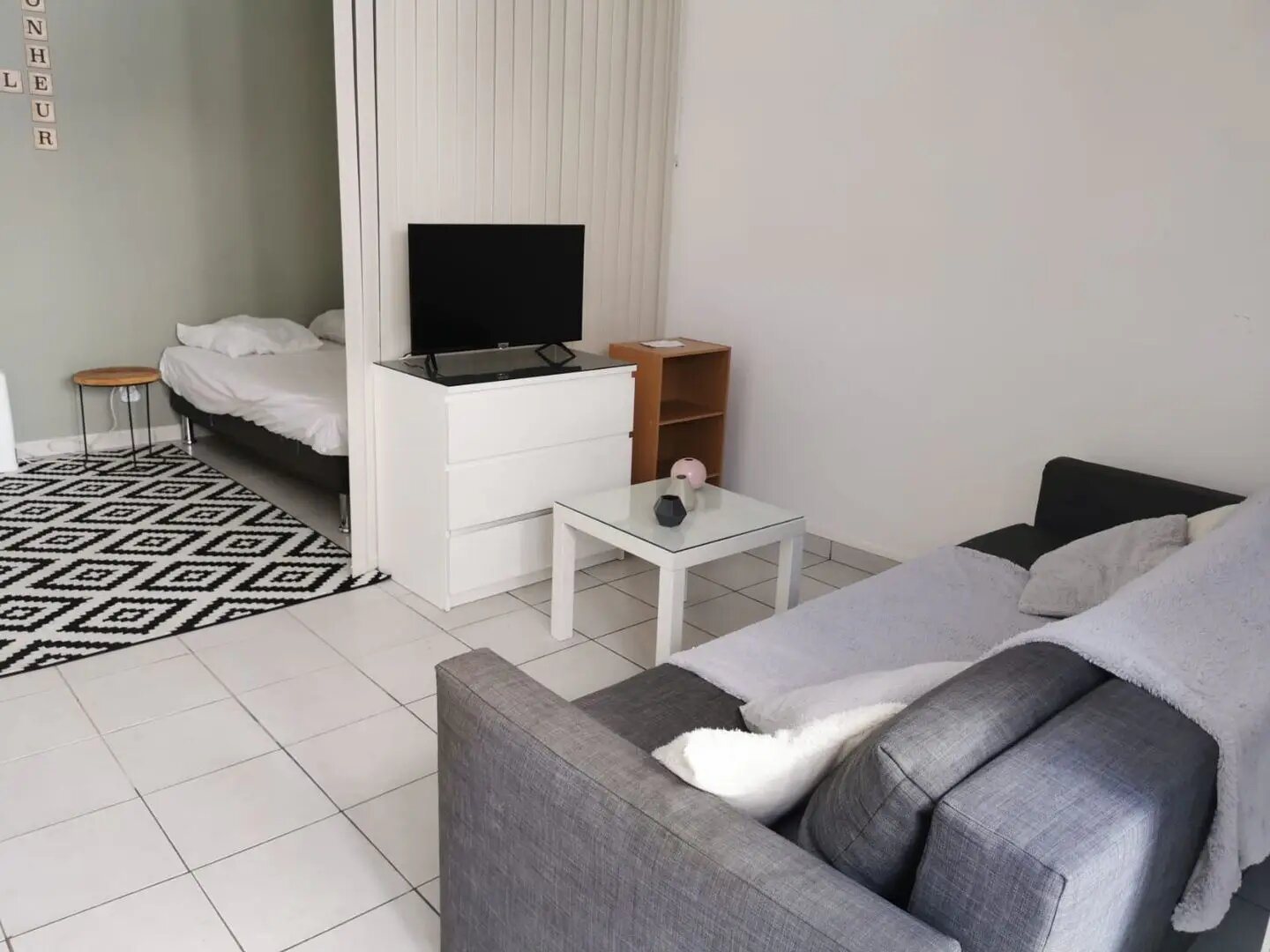 Appartement à louer, 33m², Nîmes