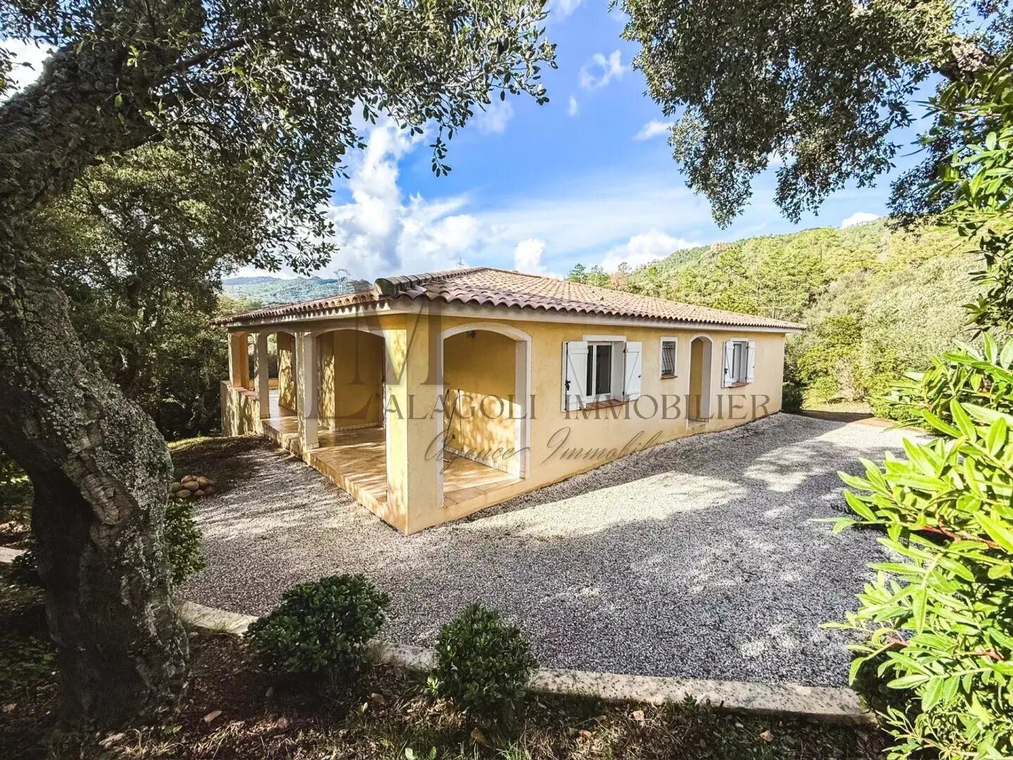 Maison à vendre, 223m², Lecci