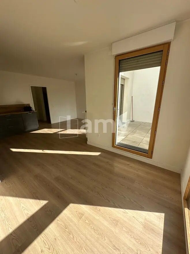 Appartement à louer, 72m², Aubervilliers