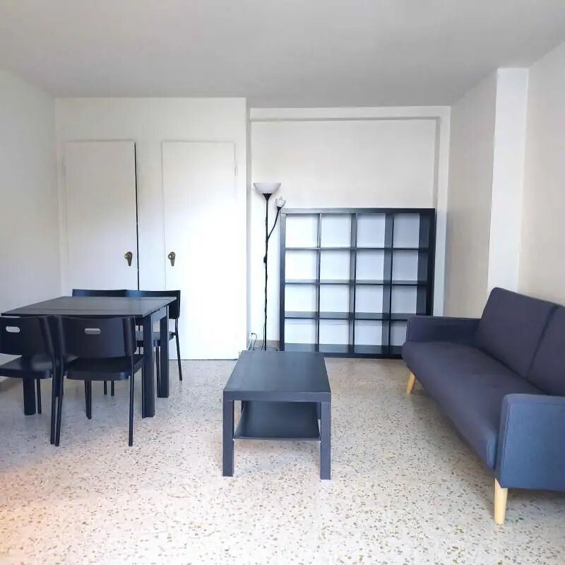Appartement à louer, 27m², Marseille 10ème