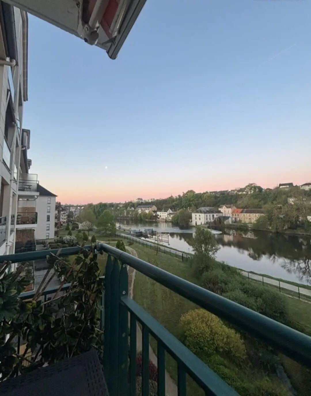Appartement à louer, 11m², Laval