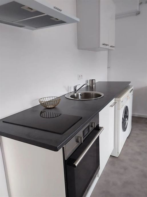 Advert pic 0