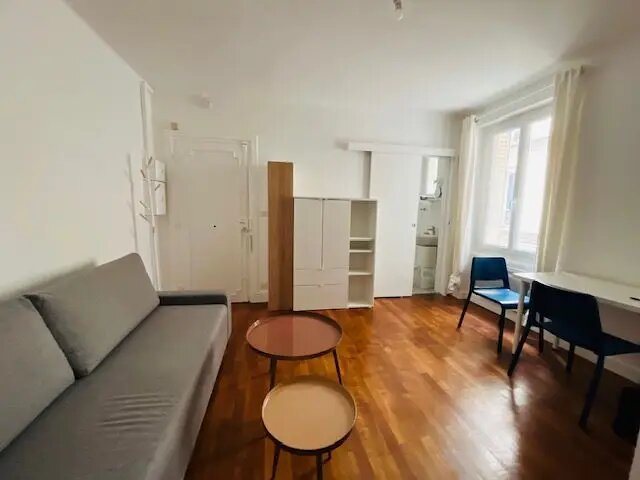 Appartement à louer, 22m², Paris 18ème