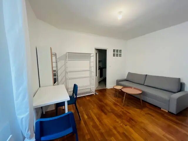 Appartement à louer, 22m², Paris 18ème
