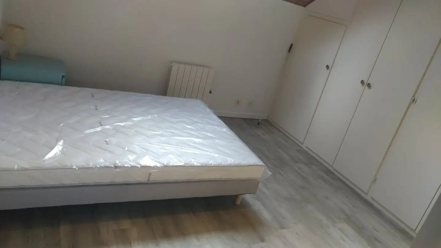 Appartement à louer, 42m², Péron