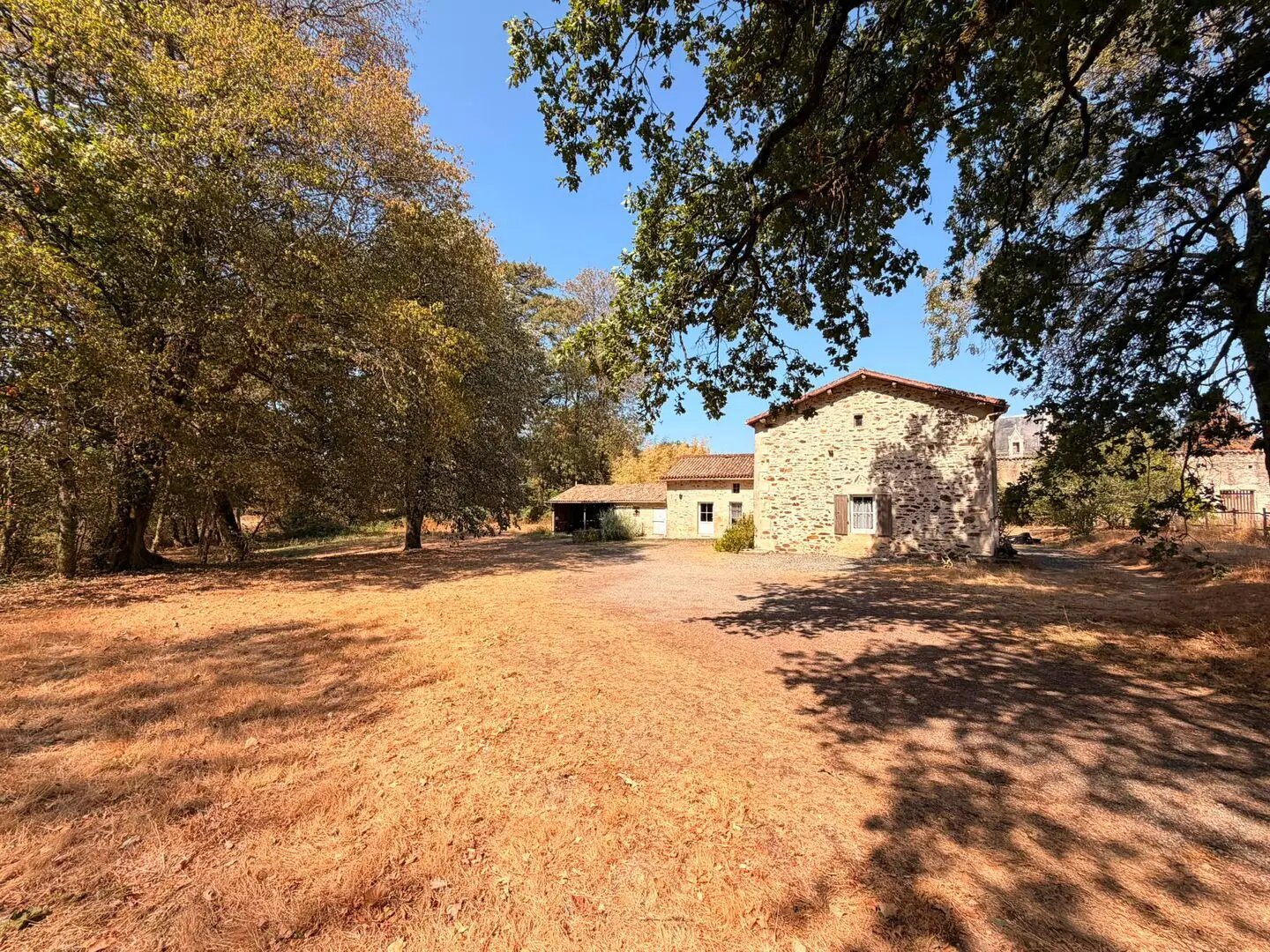 Maison à louer, 190m², Pamplie