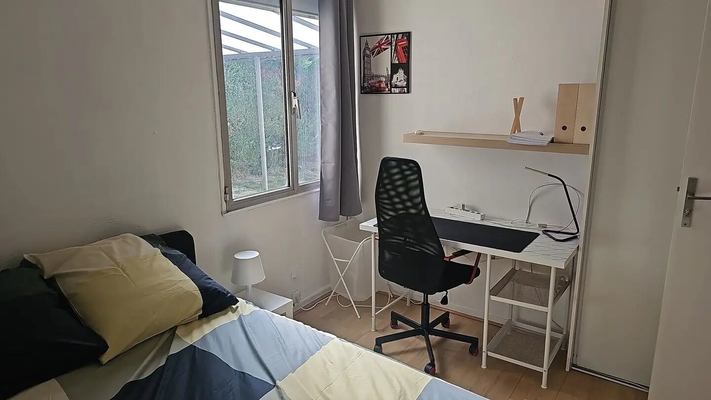 Appartement à louer, 12m², Nandy