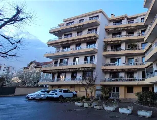 Appartement à vendre, 141m², Romans-sur-Isère