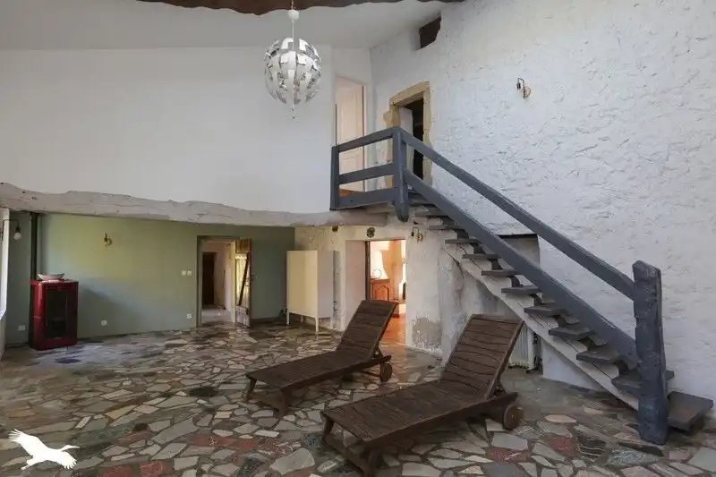 Maison à louer, 161m², Saint-Pierre-d'Aurillac