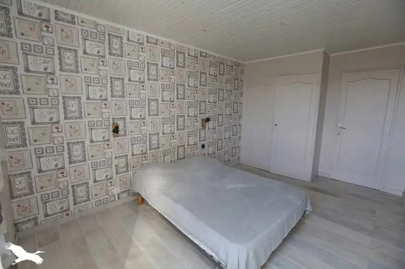 Maison à louer, 161m², Saint-Pierre-d'Aurillac