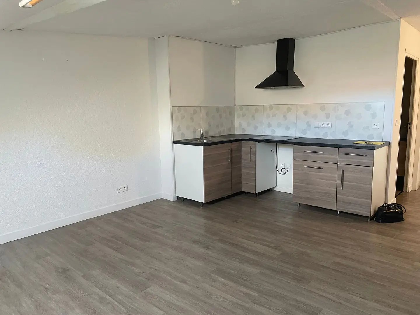 Appartement à louer, 44m², Saint-Sulpice-la-Pointe