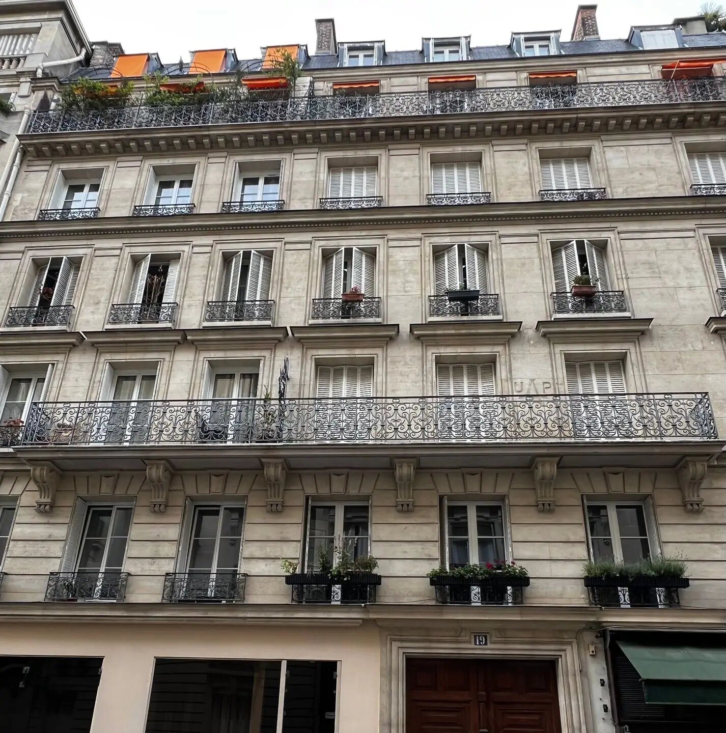 Appartement à louer, 14m², Paris 8ème