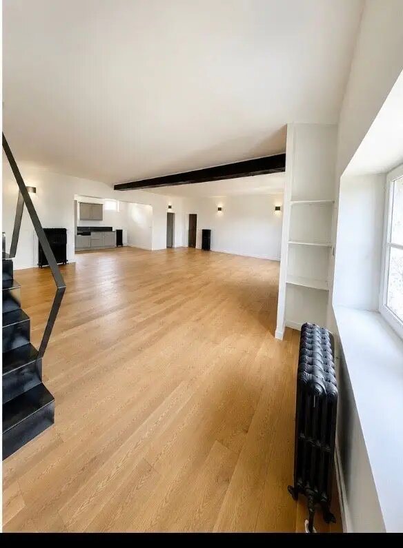 Appartement à louer, 140m², Saint-Genis-Laval